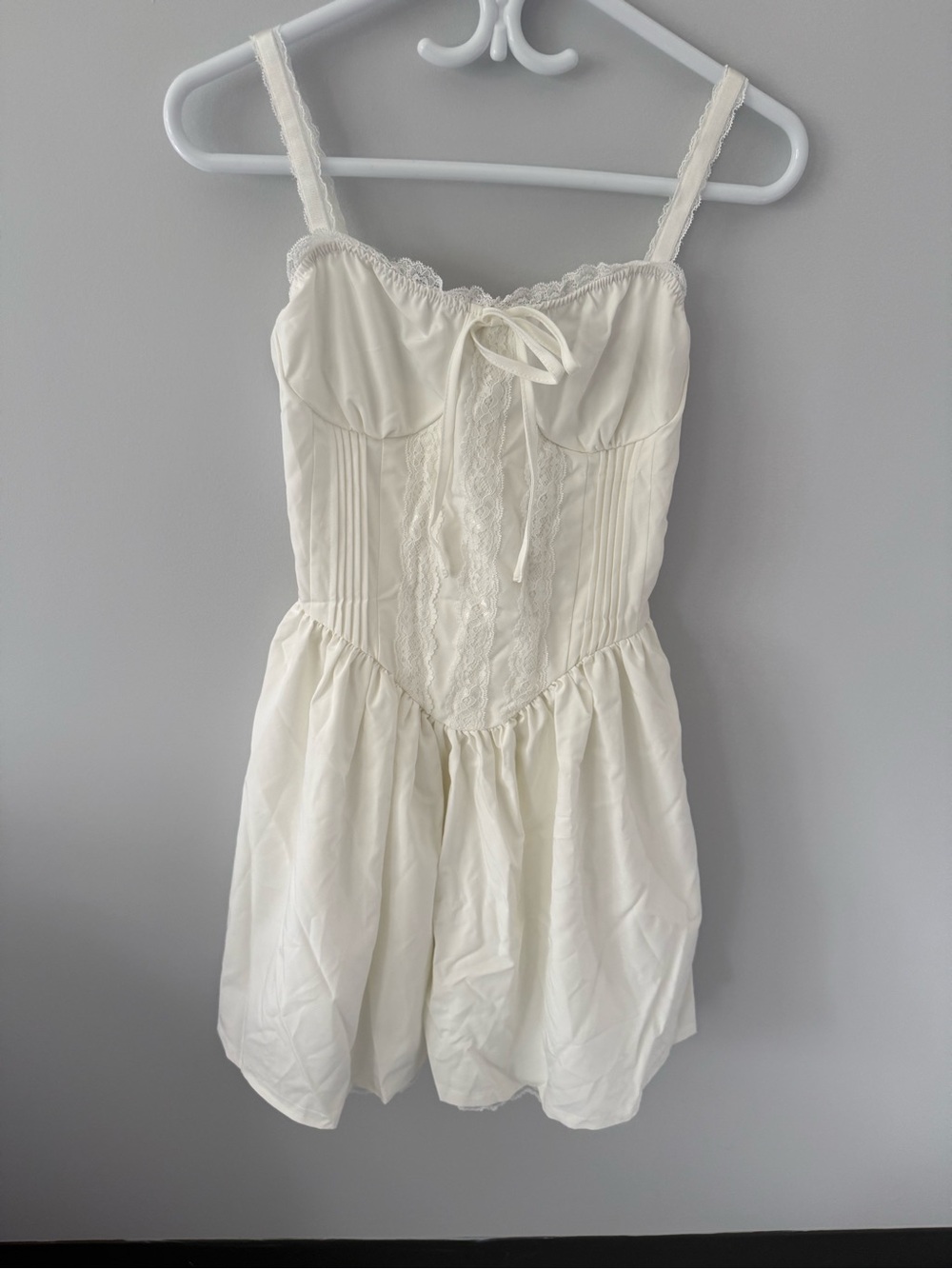 White Sculpting Sleeveless Shapewear Bodysuit